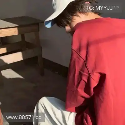 焦轲益